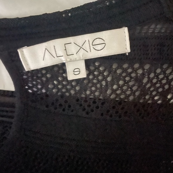 Alexis size small. Knit dress - Picture 8 of 10